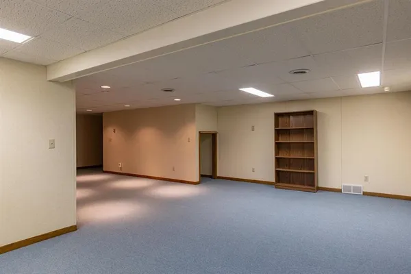 $359,900 | 8 Fiesta Court, Unit E, Appleton, WI 54911