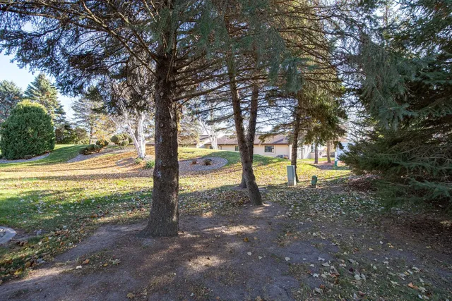 $359,900 | 8 Fiesta Court, Unit E, Appleton, WI 54911