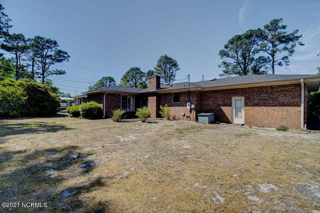 116 Lansdowne Road Wilmington, NC 28409 - Photo 14 of 16 116LansdowneEdit-5