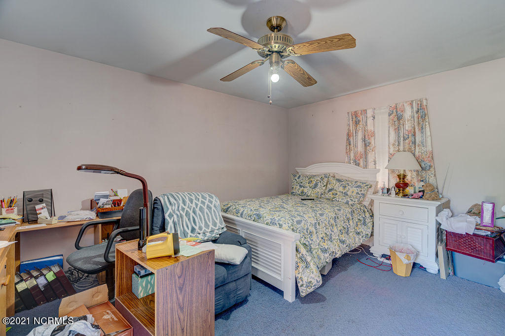 116 Lansdowne Road Wilmington, NC 28409 - Photo 10 of 16 116LansdowneEdit-19