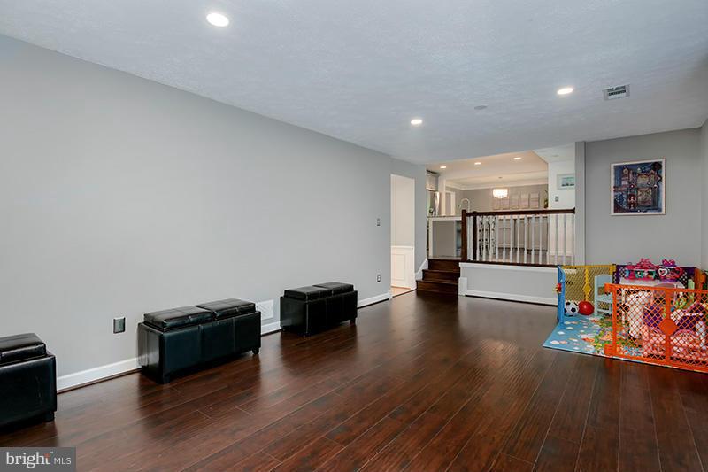 2475 Freetown Drive Reston, VA 20191 - Photo 12 of 29 Interior (General)