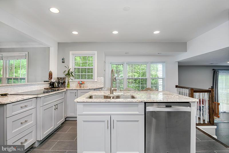 2475 Freetown Drive Reston, VA 20191 - Photo 9 of 29 Interior (General)