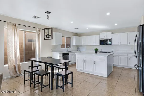 $455,000 | 43631 West Cowpath Road, Maricopa, AZ 85138