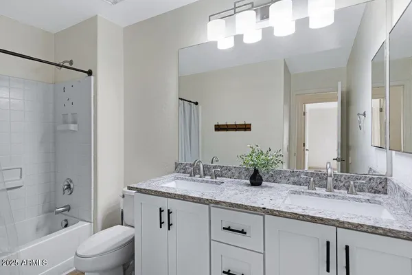 $455,000 | 43631 West Cowpath Road, Maricopa, AZ 85138