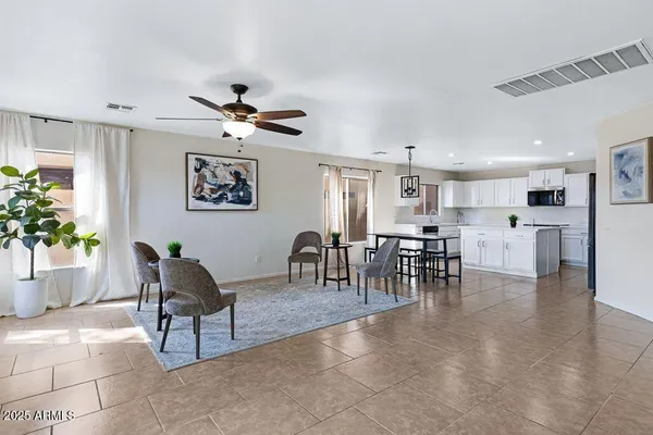 $455,000 | 43631 West Cowpath Road, Maricopa, AZ 85138