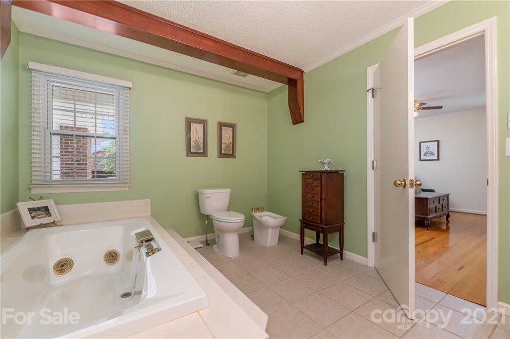 342 Highway 221 Rutherfordton, NC 28139 - Photo 34 of 41 Gallery Image 34