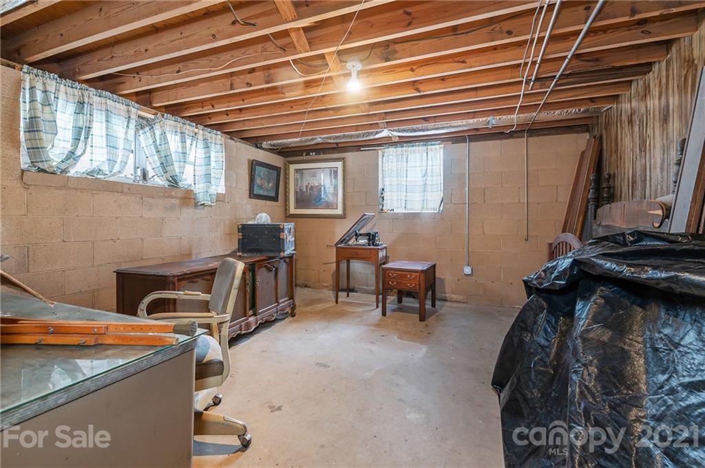 342 Highway 221 Rutherfordton, NC 28139 - Photo 38 of 41 Gallery Image 38