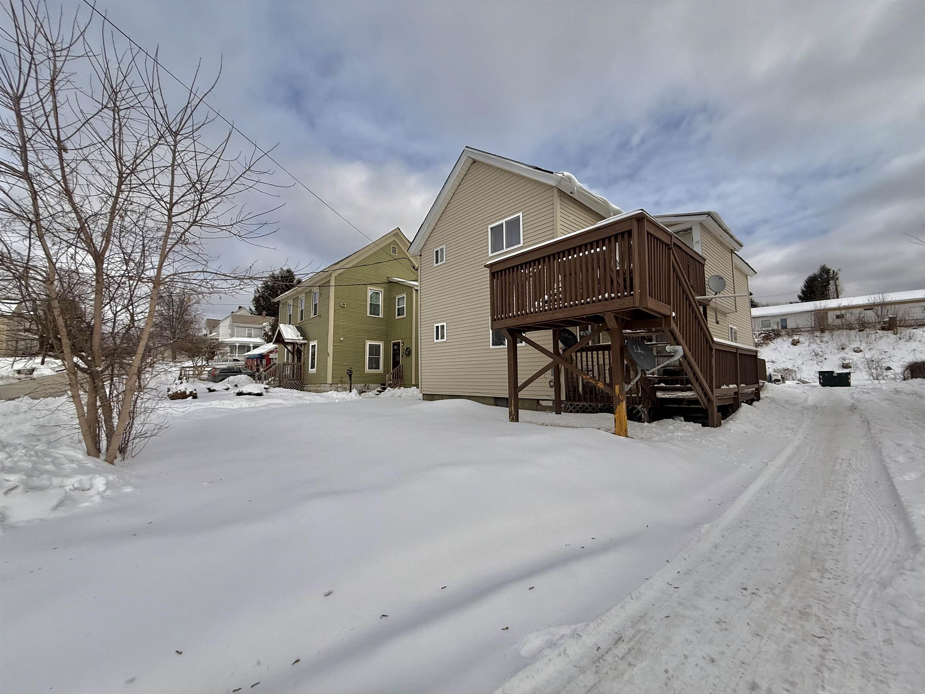 78 Harrison Avenue Rutland, VT 05701 - Photo 3 of 22