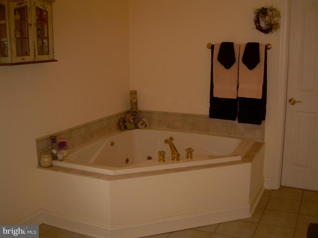 4320 Fairview Road Columbia, PA 17512 - Photo 12 of 15 Gallery Image 12