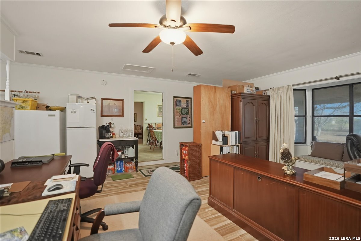 1309 Burleson Street George West, TX 78022 - Photo 15 of 34