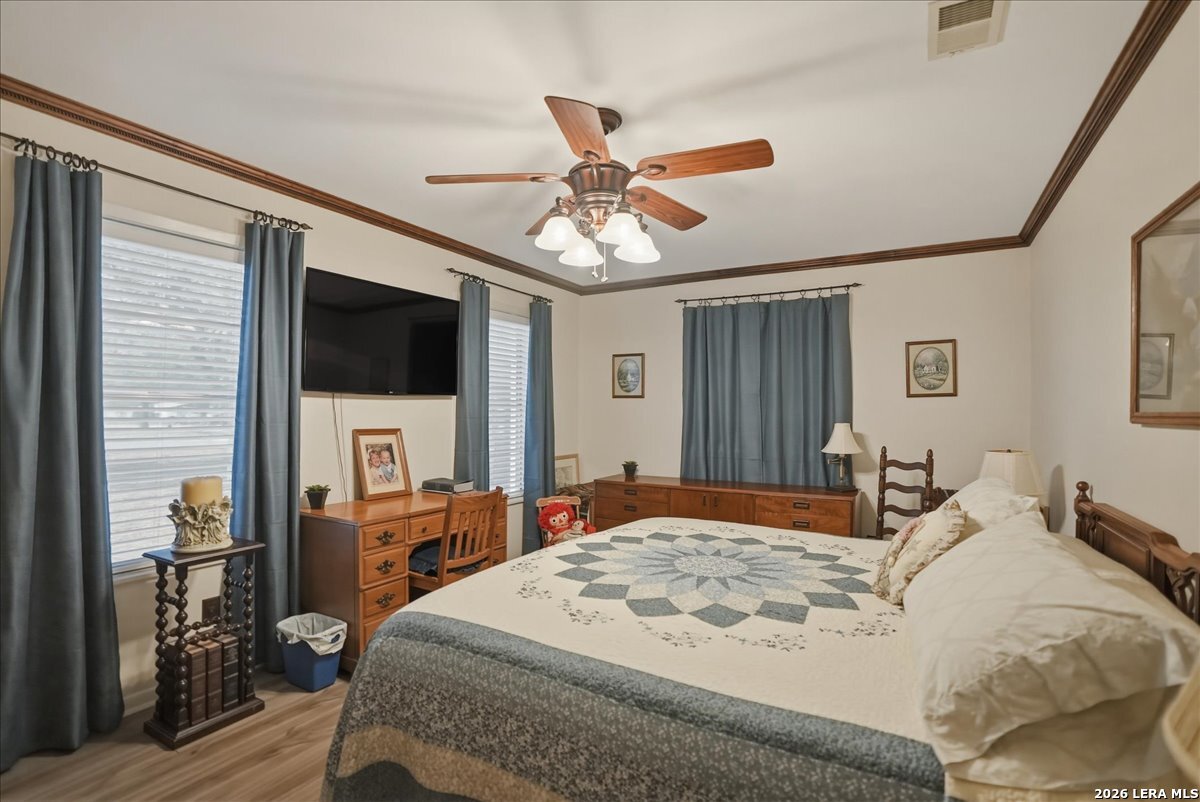 1309 Burleson Street George West, TX 78022 - Photo 16 of 34