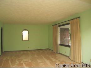 277 Circle Drive Springfield, IL 62703 - Photo 9 of 12