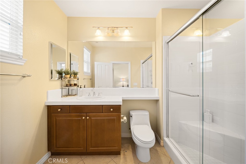 16352 Sierra Heights Drive Riverside, CA 92503 - Photo 19 of 75