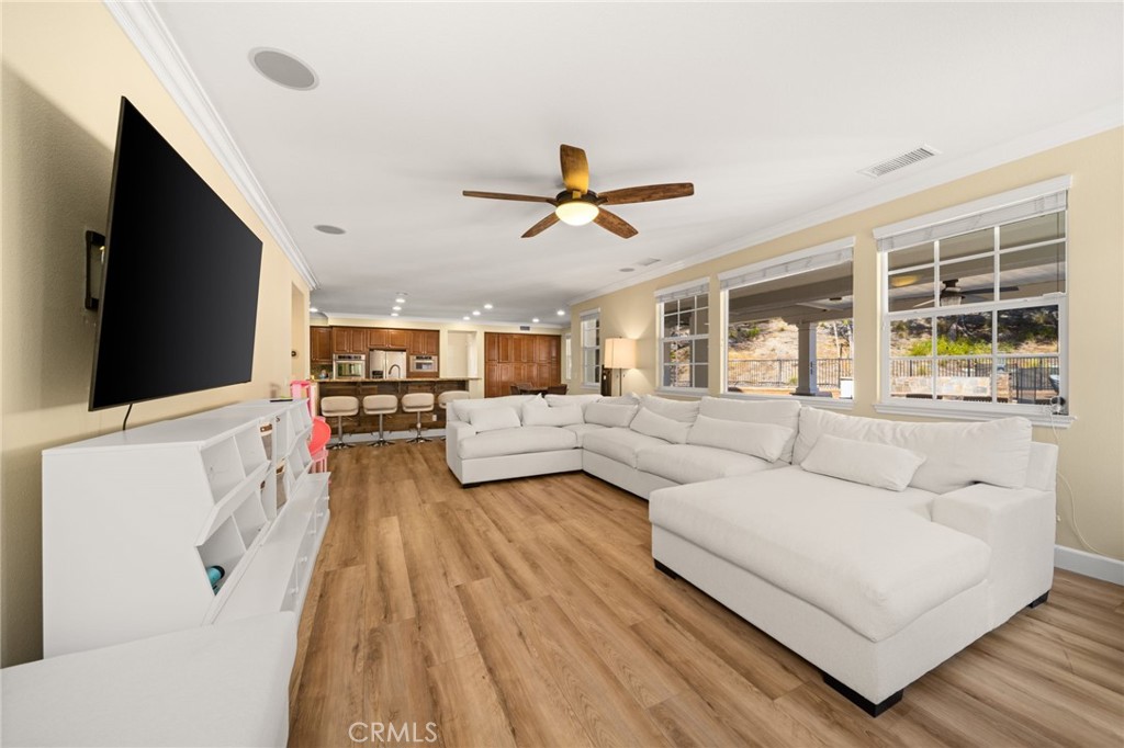 16352 Sierra Heights Drive Riverside, CA 92503 - Photo 26 of 75