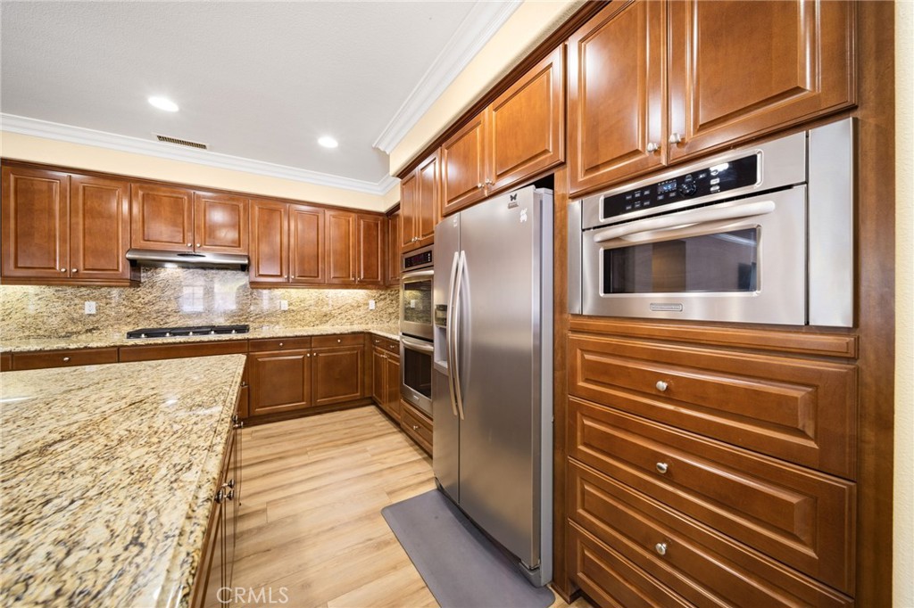 16352 Sierra Heights Drive Riverside, CA 92503 - Photo 33 of 75