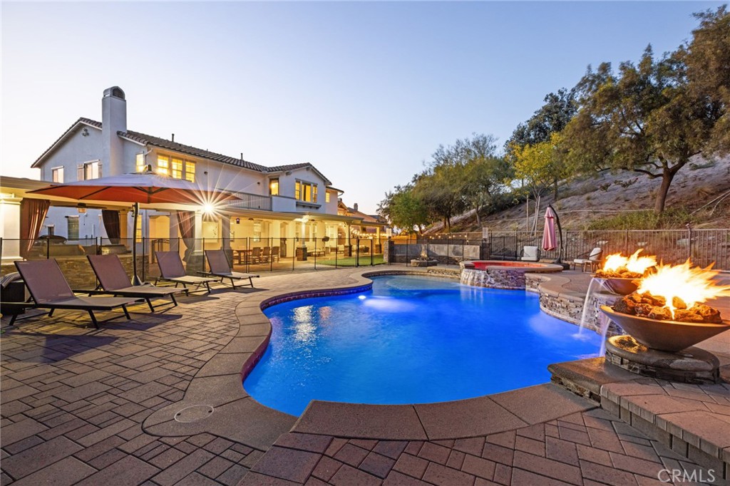 16352 Sierra Heights Drive Riverside, CA 92503 - Photo 9 of 75