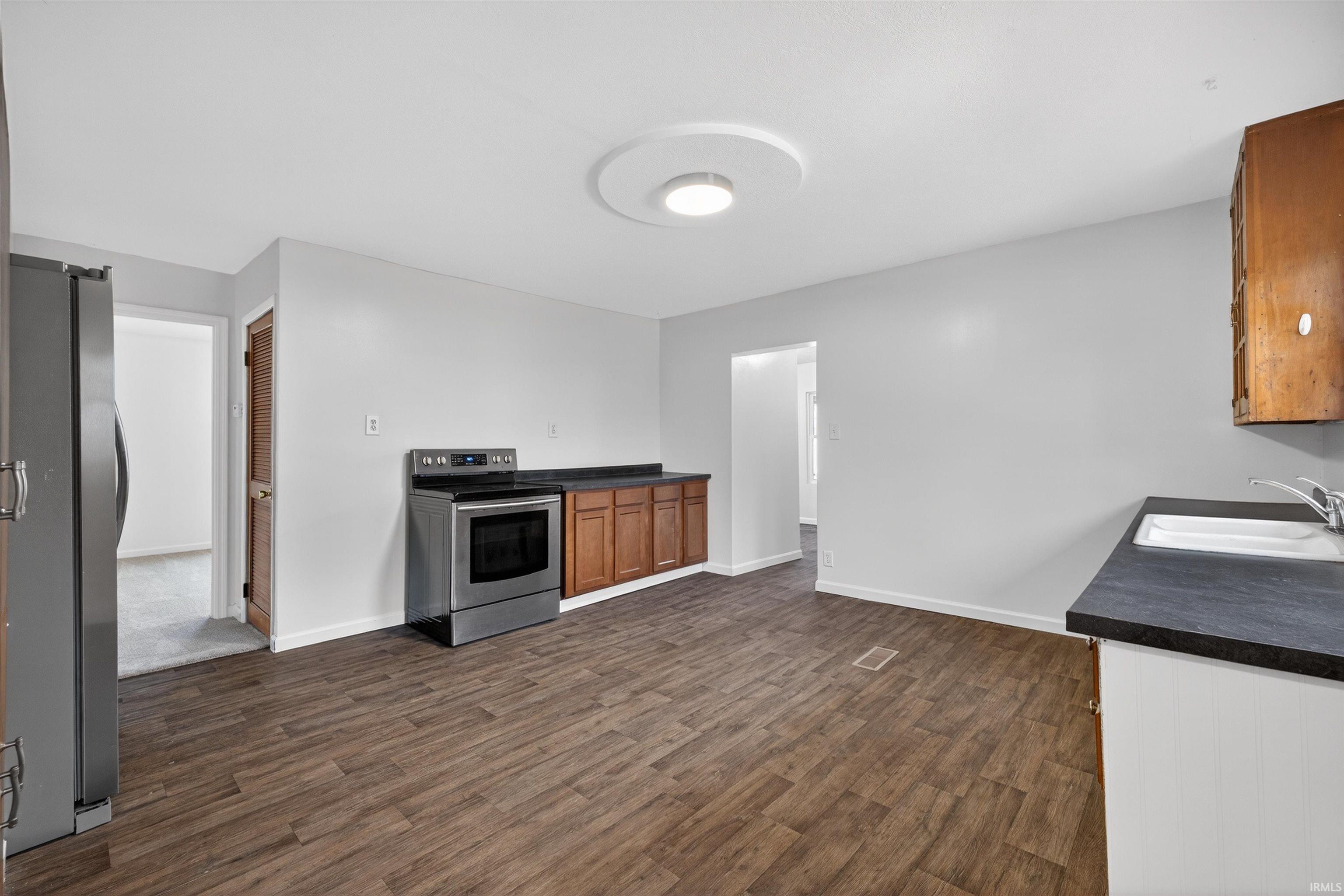 7174 South Strain Ridge Road Bloomington, IN 47401 - Photo 10 of 31