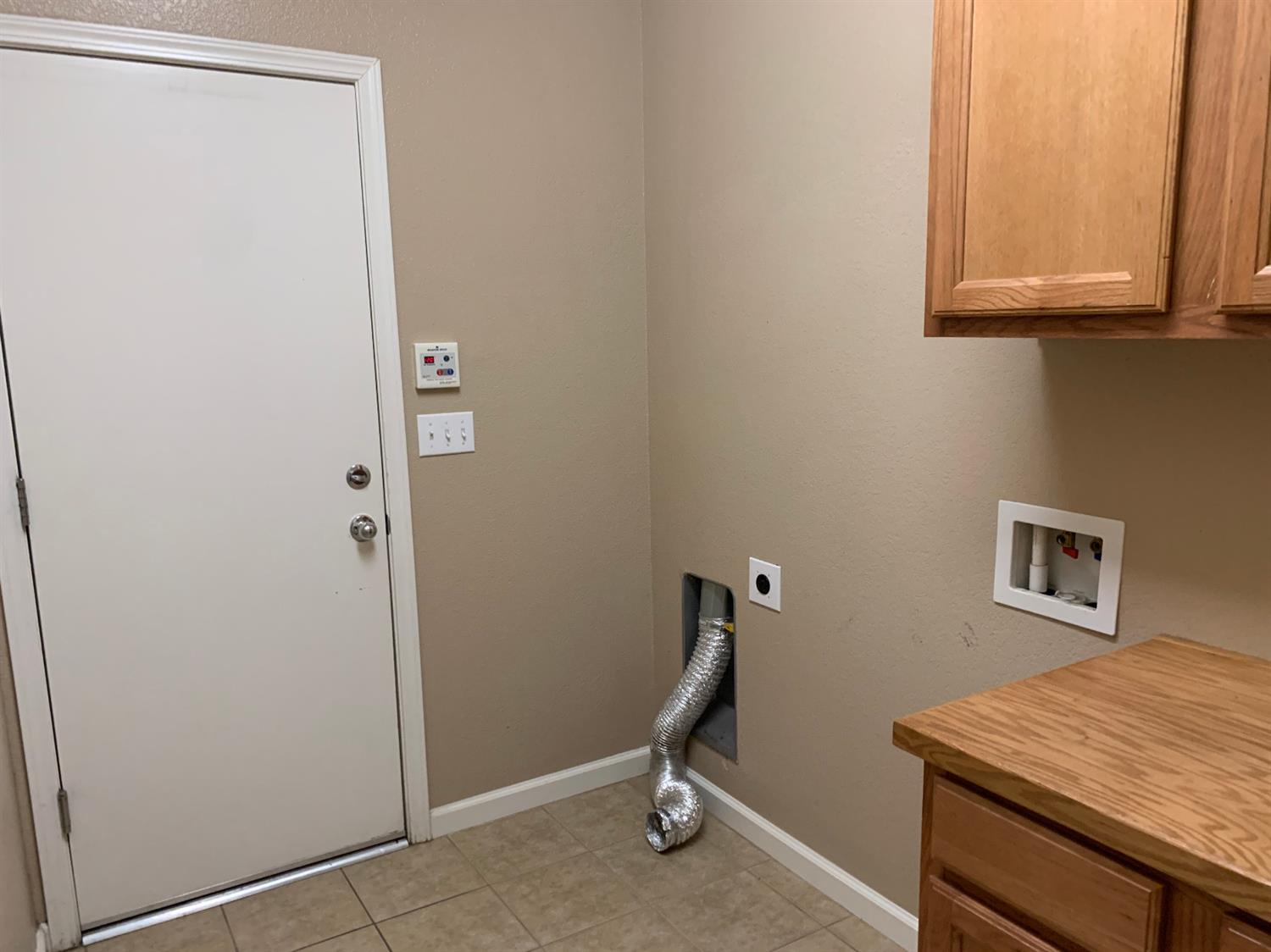 474 Abbott Avenue Reedley, CA 93654 - Photo 18 of 25 Gallery Image 18
