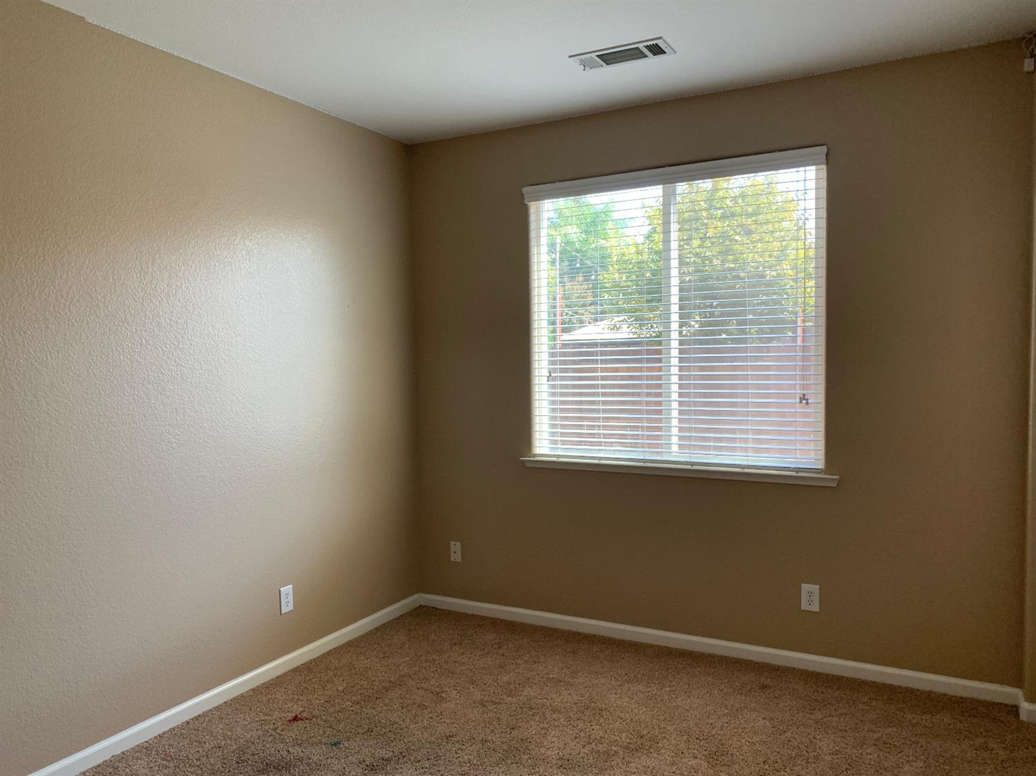 474 Abbott Avenue Reedley, CA 93654 - Photo 20 of 25 Gallery Image 20