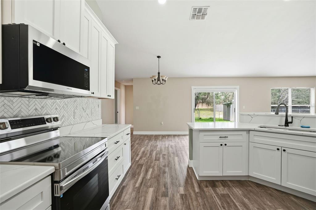 10487 Bradford Street Spring Hill, FL 34608 - Photo 6 of 67