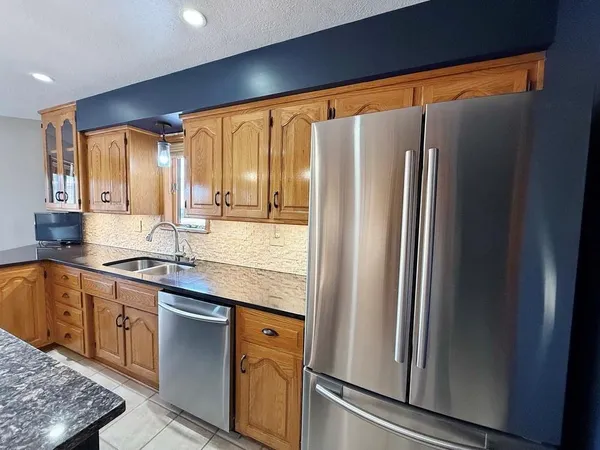 $385,000 | 1355 East Hwy EE, El Dorado Springs, MO 64744