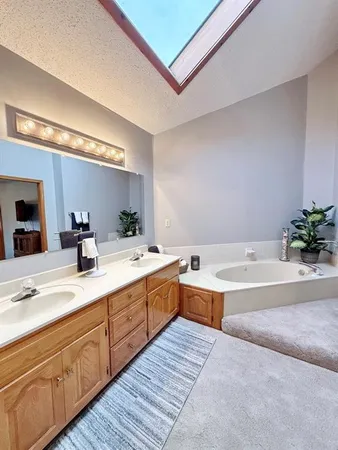 $385,000 | 1355 East Hwy EE, El Dorado Springs, MO 64744