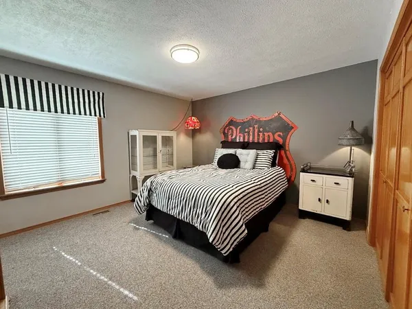 $385,000 | 1355 East Hwy EE, El Dorado Springs, MO 64744