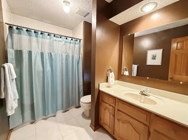 $385,000 | 1355 East Hwy EE, El Dorado Springs, MO 64744