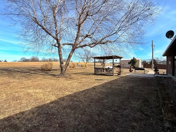 $385,000 | 1355 East Hwy EE, El Dorado Springs, MO 64744