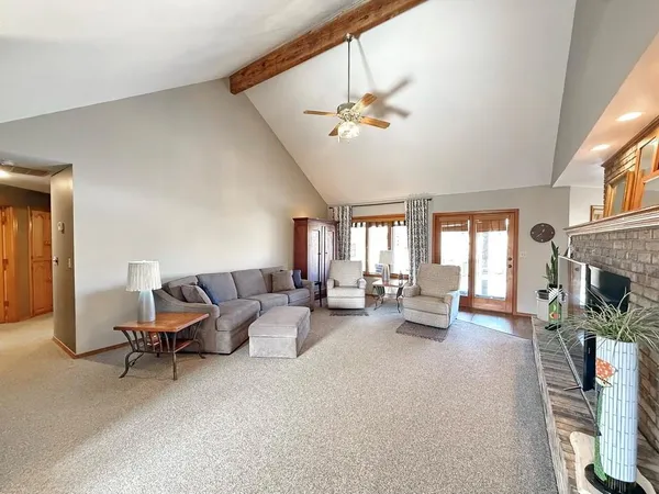 $385,000 | 1355 East Hwy EE, El Dorado Springs, MO 64744