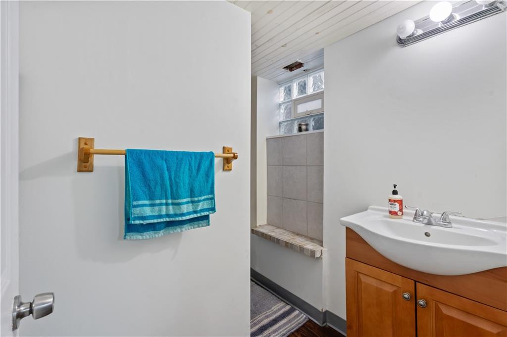1272 Cook School Road Bridgeville, PA 15017 - Photo 23 of 27 Gallery Image 23