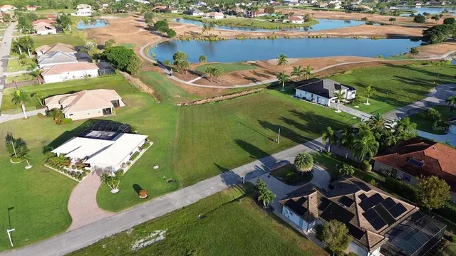 $189,000 | 18001 Bluewater Drive, Naples, FL 34114