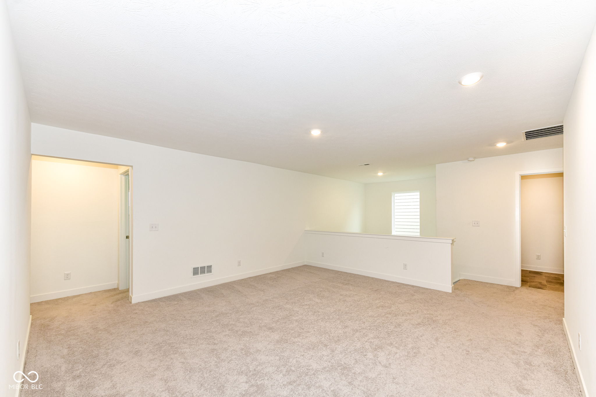 4376 Risen Star Way Bargersville, IN 46106 - Photo 17 of 41