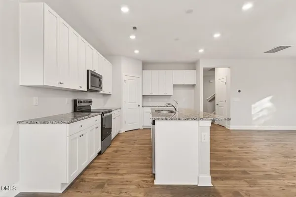 $341,657 | 604 Barrington Row Avenue, Zebulon, NC 27597