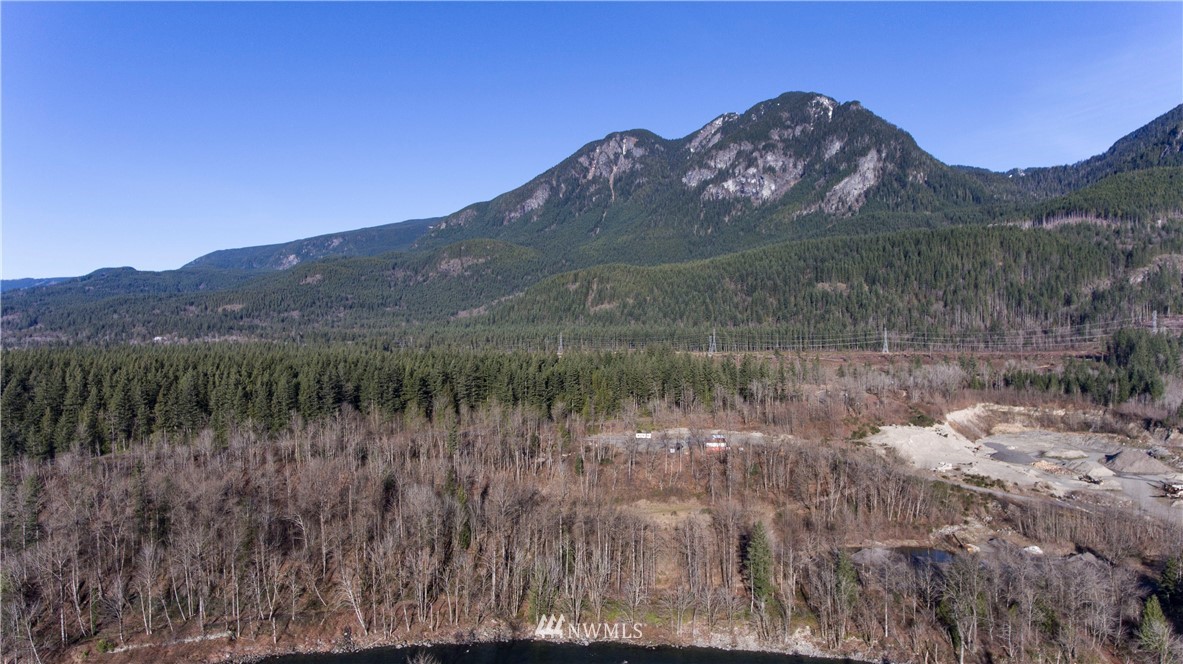 44507 Pine Road Gold Bar, WA 98251 - Photo 4 of 25 Gallery Image 4