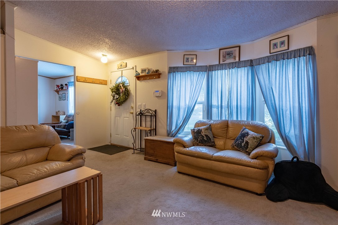 44507 Pine Road Gold Bar, WA 98251 - Photo 6 of 25 Gallery Image 6
