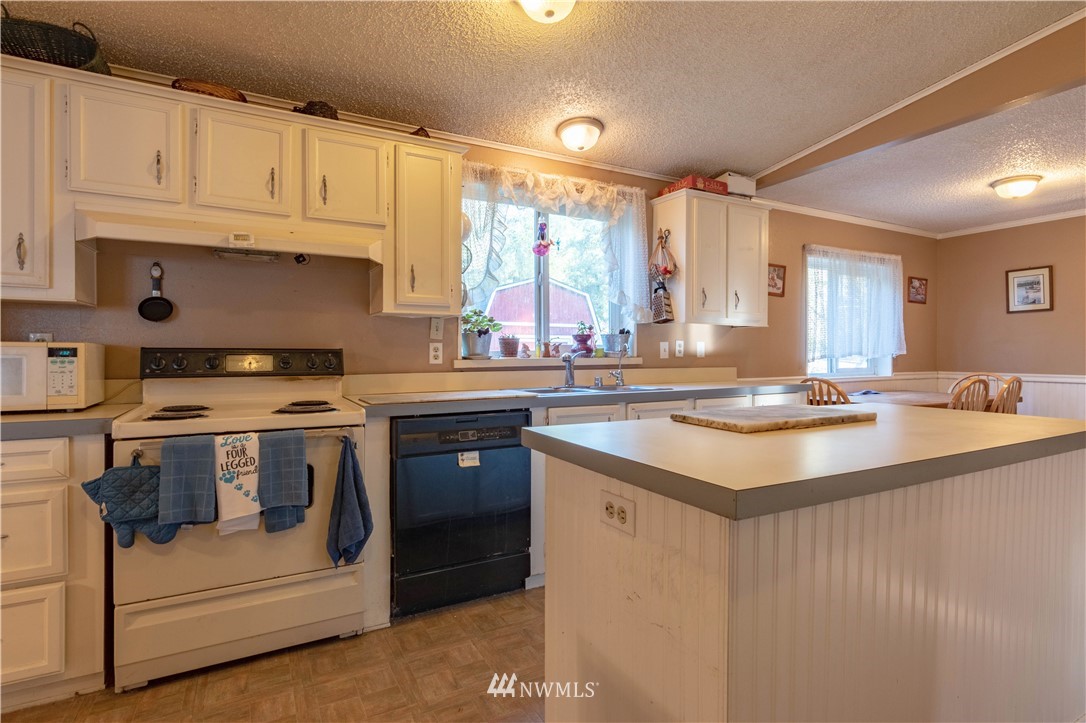 44507 Pine Road Gold Bar, WA 98251 - Photo 10 of 25 Gallery Image 10