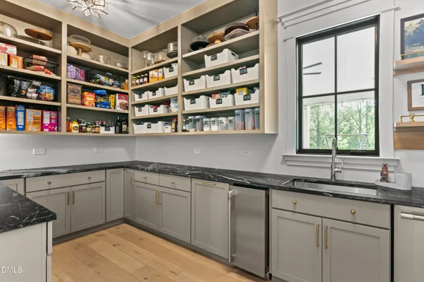 $3,695,000 | 8719 Bells Lake Road, Apex, NC 27539