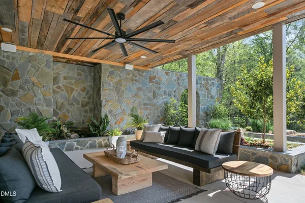 $3,695,000 | 8719 Bells Lake Road, Apex, NC 27539