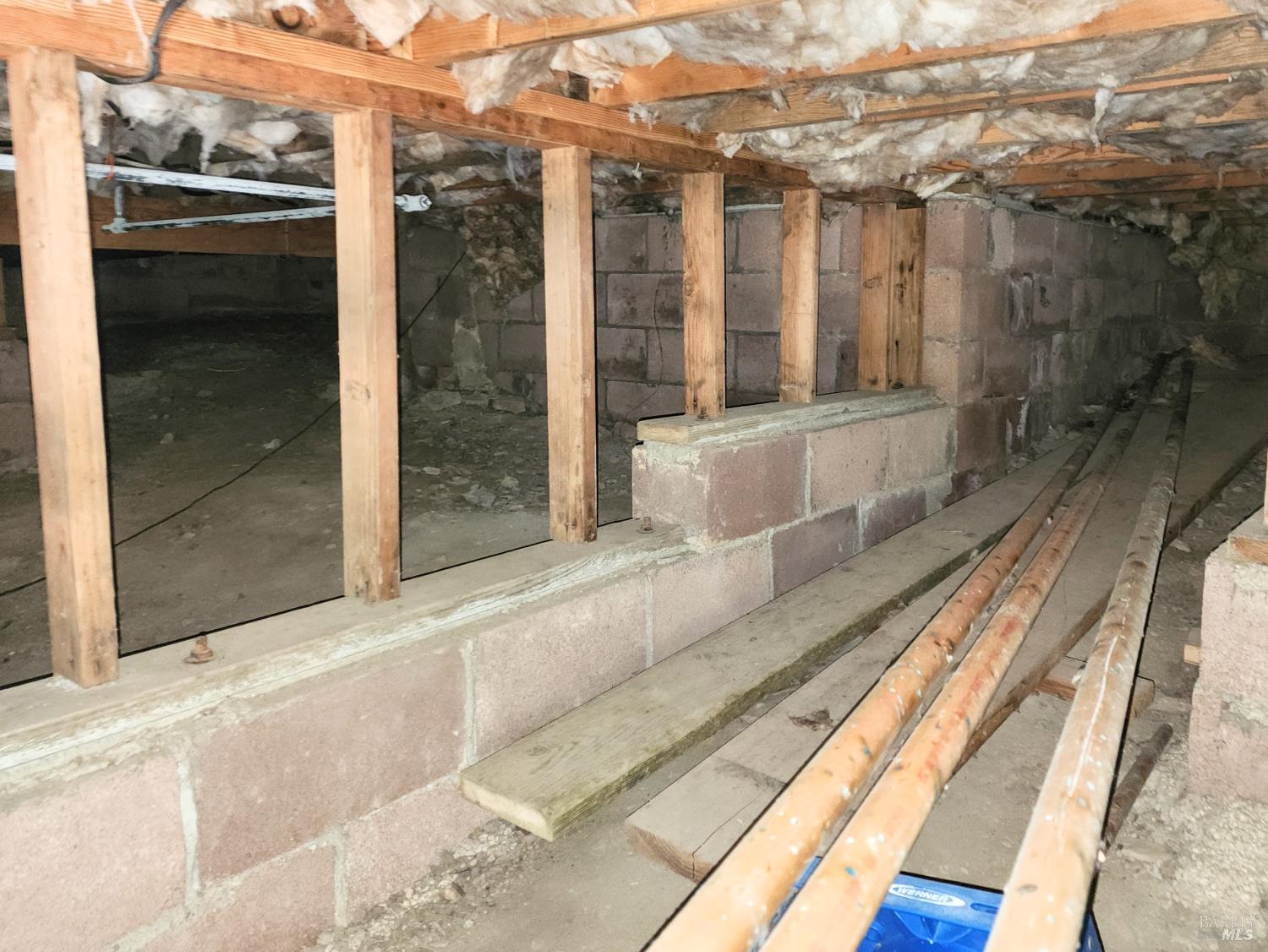 15551 Forest View Road Manchester, CA 95459 - Photo 49 of 53 a view of a balcony with a tub and glass door