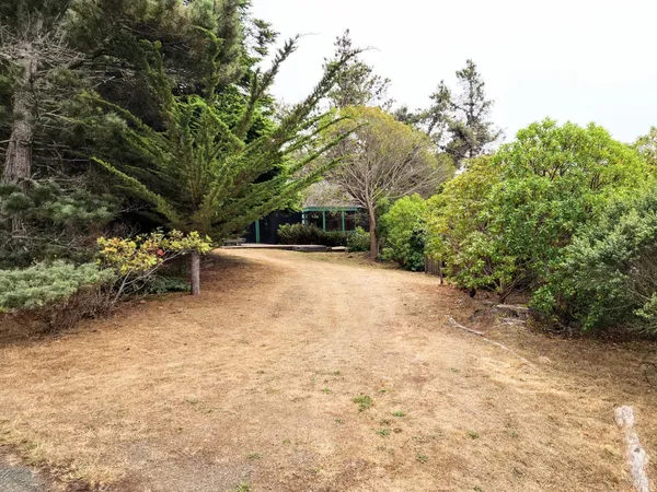 $329,000 | 15551 Forest View Road, Manchester, CA 95459