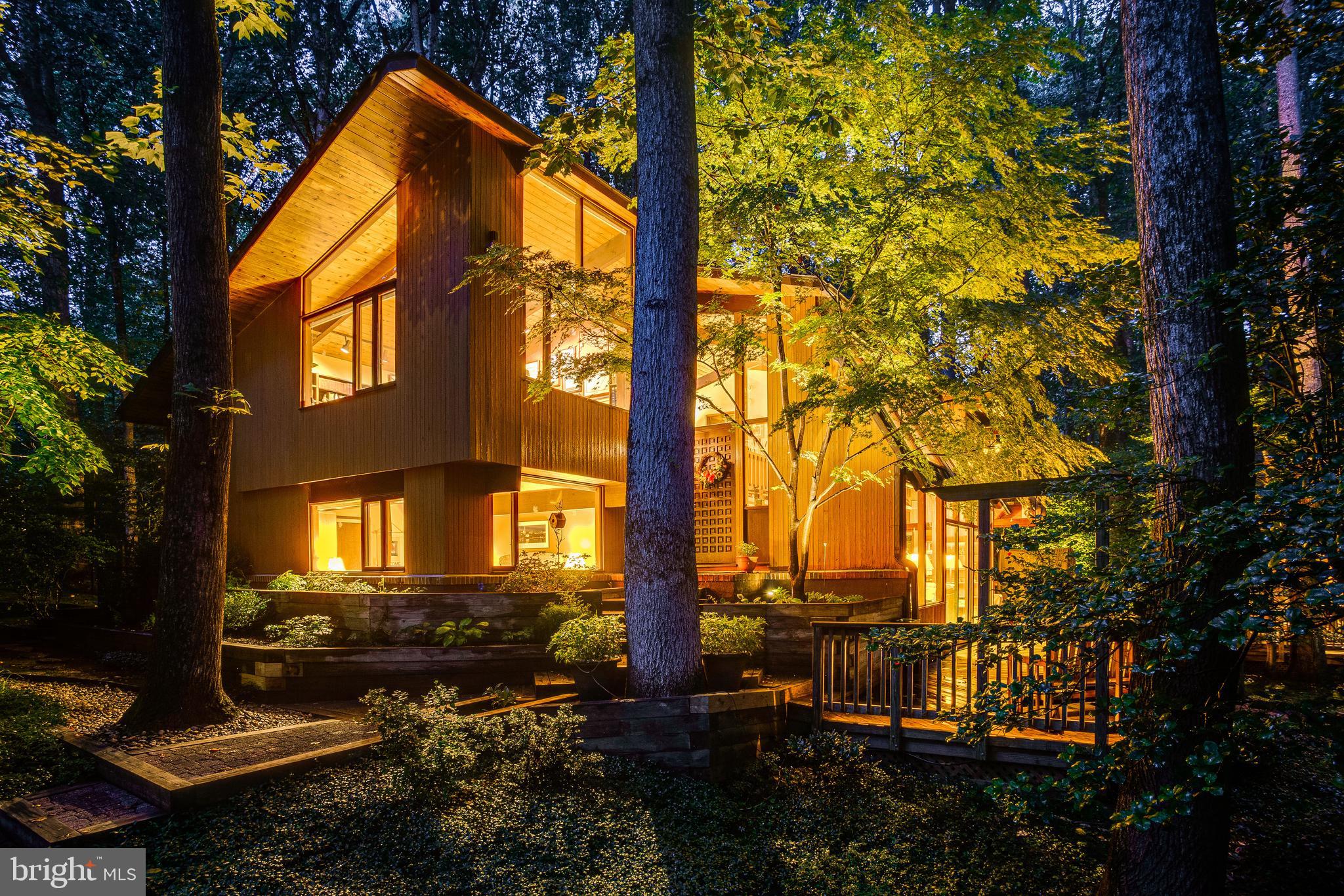 11606 Foxclove Road Reston, VA 20191 - Photo 1 of 80 Stunning Deck House...Your Private Retreat!