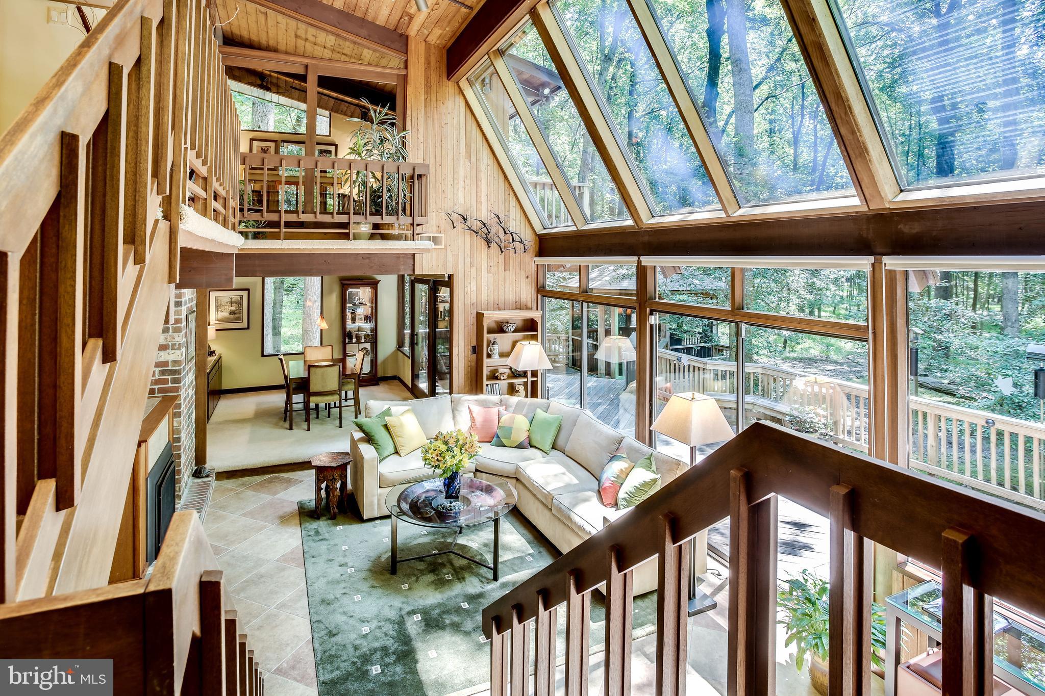 11606 Foxclove Road Reston, VA 20191 - Photo 12 of 80 Spectacular Great Room with Awe-inspiring Views