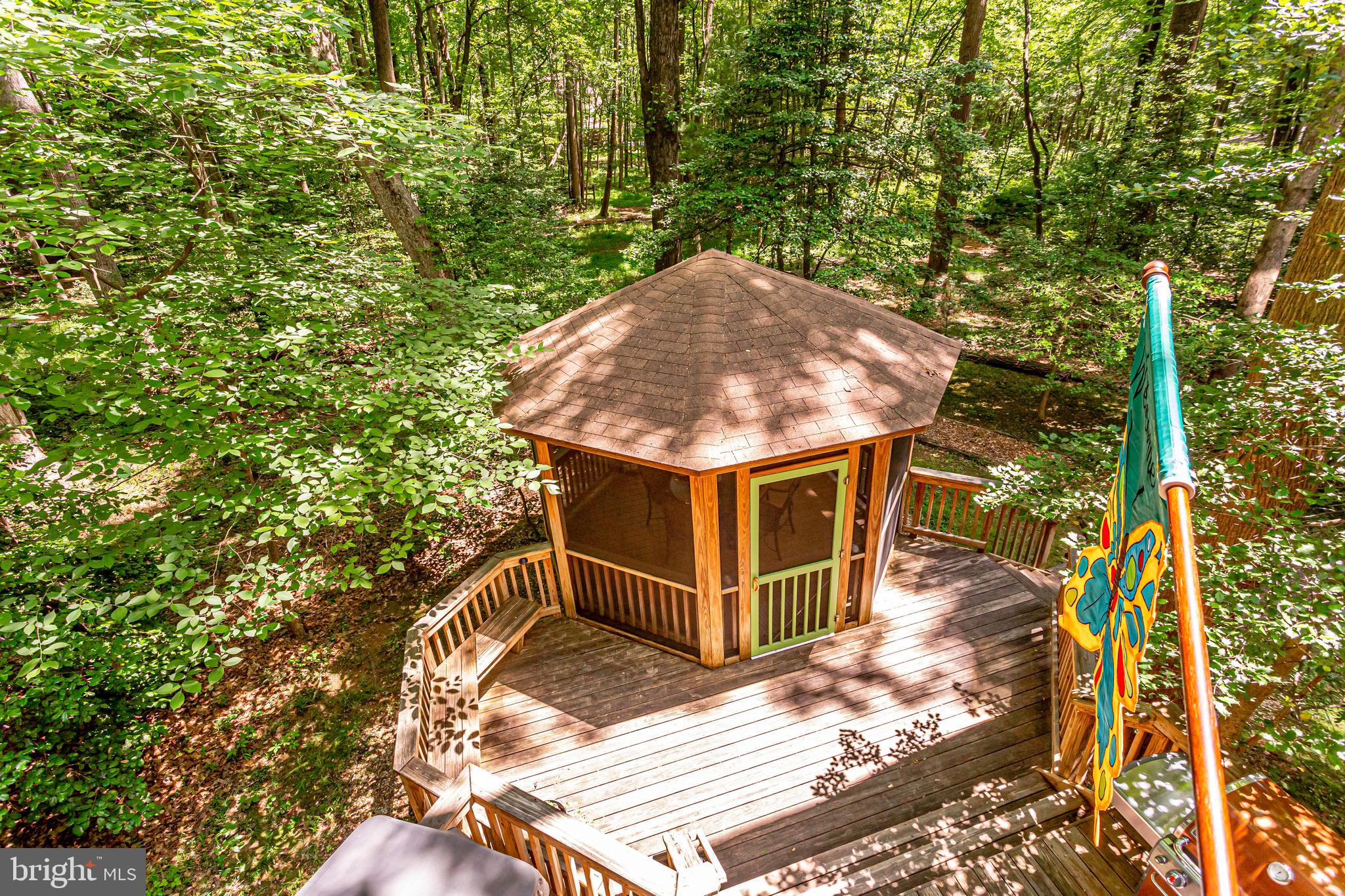 11606 Foxclove Road Reston, VA 20191 - Photo 34 of 80 View of Gazebo from Master Suite