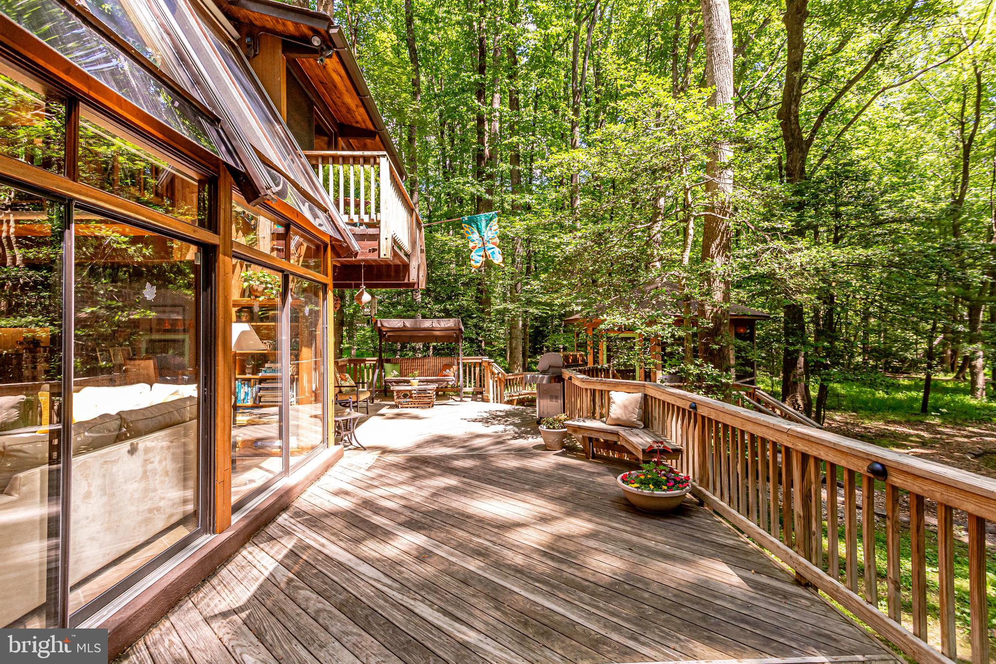 11606 Foxclove Road Reston, VA 20191 - Photo 52 of 80 Your Busy Day will Just Fade Away when You Arrive