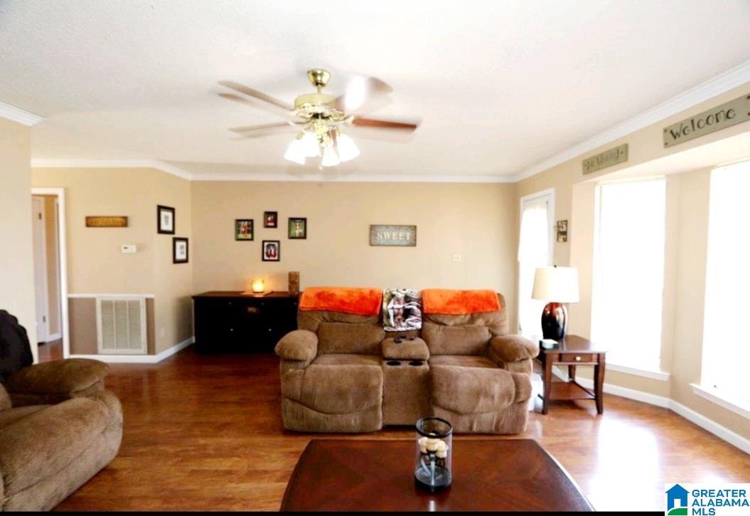 216 Alexander Street Talladega, AL 35160 - Photo 3 of 33
