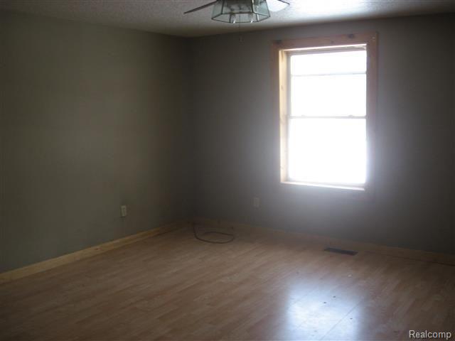 6446 Barnes Road Millington, MI 48746 - Photo 6 of 11 room.jpg