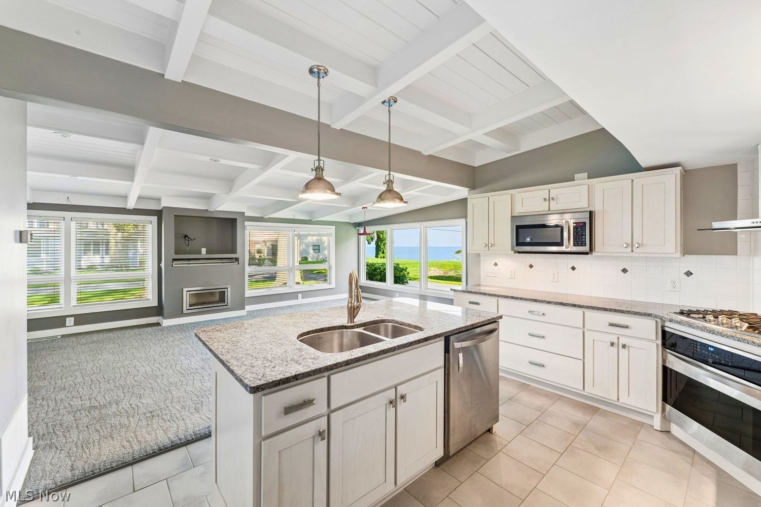 1006 Lakeview Road Huron, OH 44839 - Photo 9 of 20 Center Island, Granite Tops, Stainless Steel Apploances