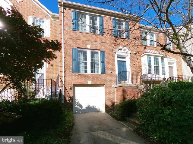 $3,900 | 8118 Madrillon Springs Lane, Vienna, VA 22182