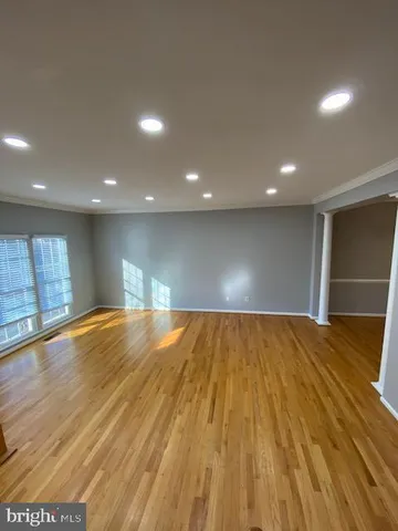 $3,900 | 8118 Madrillon Springs Lane, Vienna, VA 22182